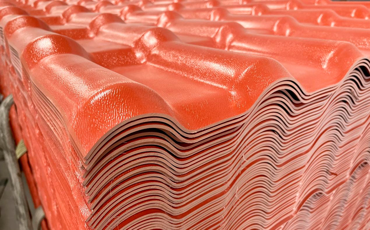 購(gòu)買合成樹(shù)脂瓦時(shí)，選擇經(jīng)營(yíng)模式為廠家直供，有什么巨大的優(yōu)勢(shì)呢