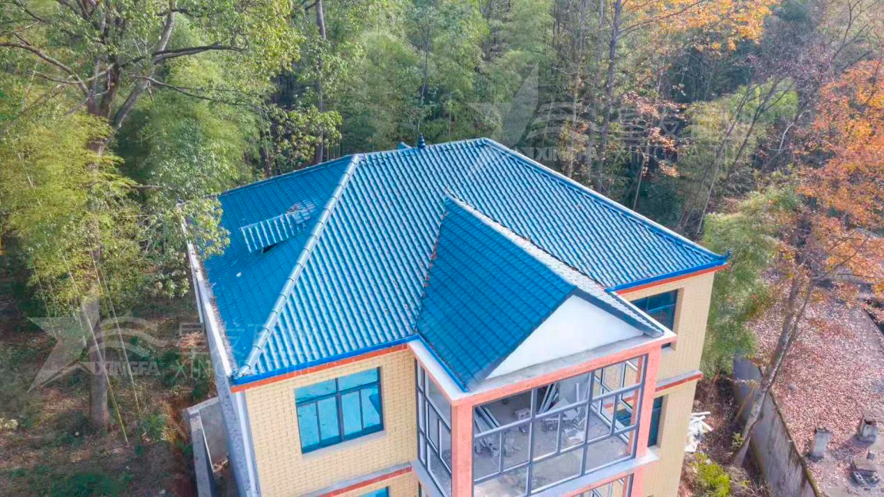 農村老舊房屋改造翻新，眾人都首選合成樹脂瓦的真實原因？