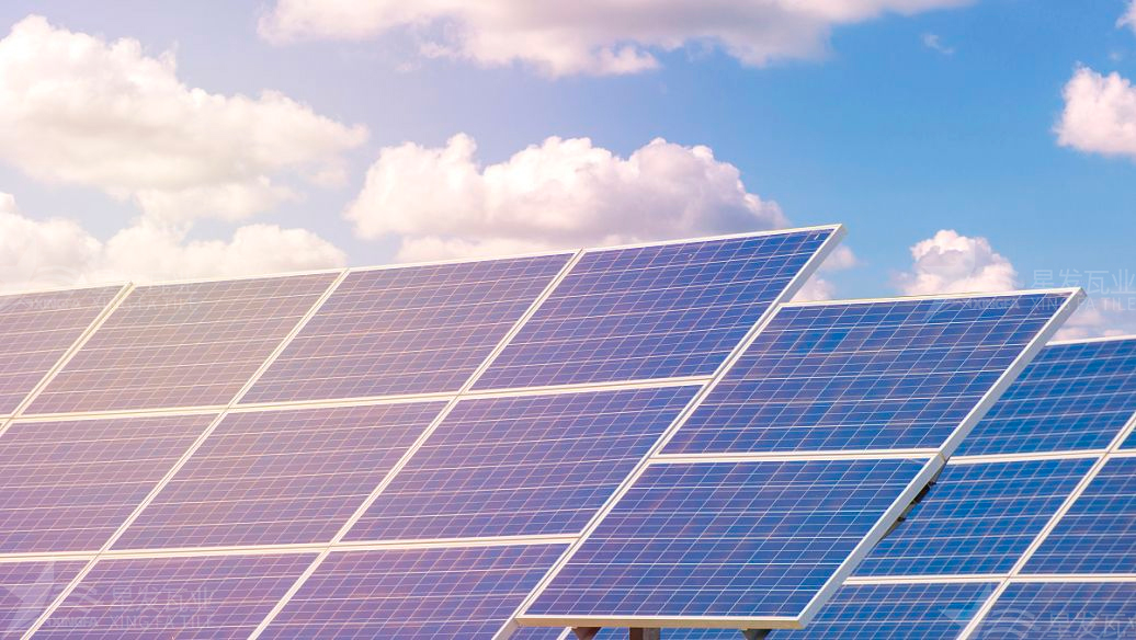 屋面光伏瓦耐火性強，使用了B1級的難燃性建筑材料！