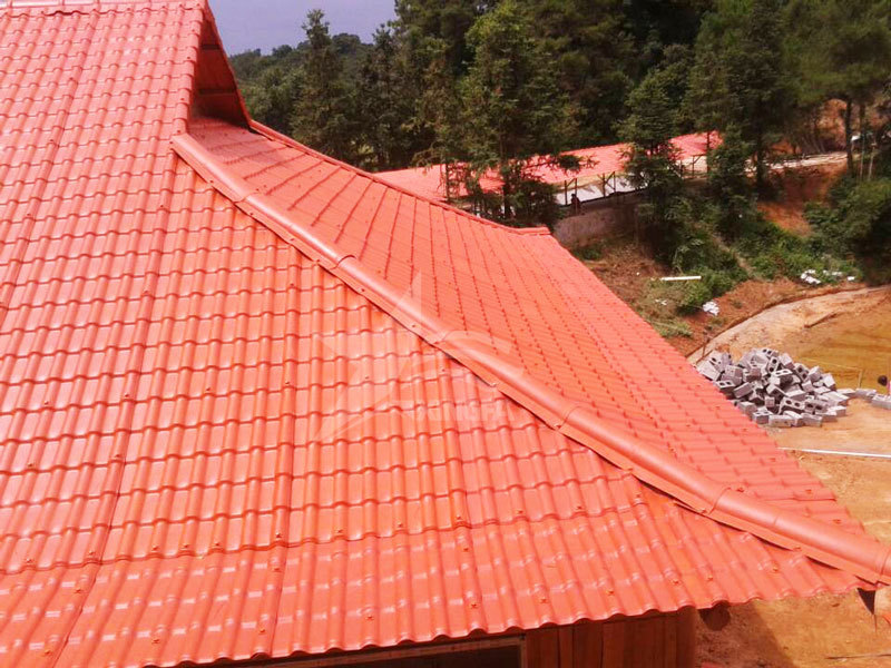 樹(shù)脂瓦防水性能，樹(shù)脂瓦的防水物理特性暴雨也不怕