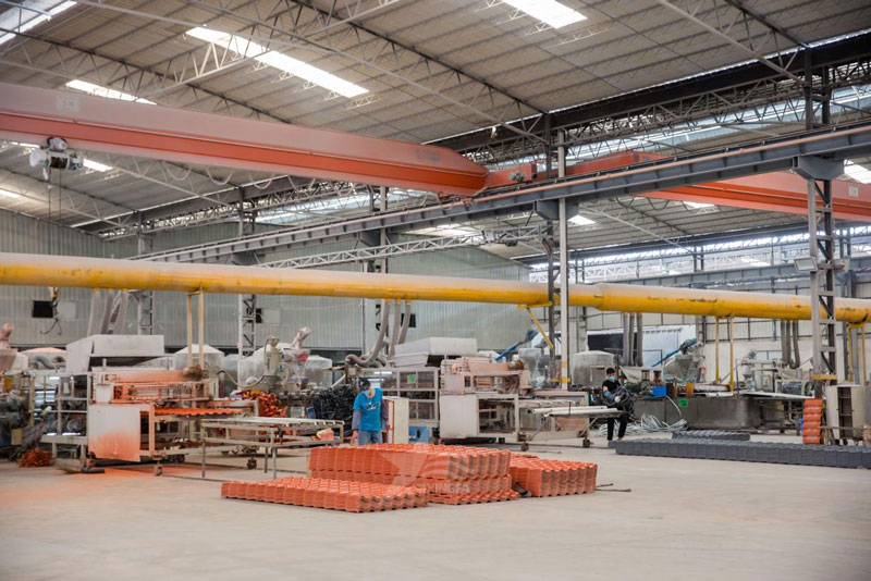 回收料樹(shù)脂瓦的危害，為保障樹(shù)脂瓦的使用壽命拒絕使用回收料樹(shù)脂瓦