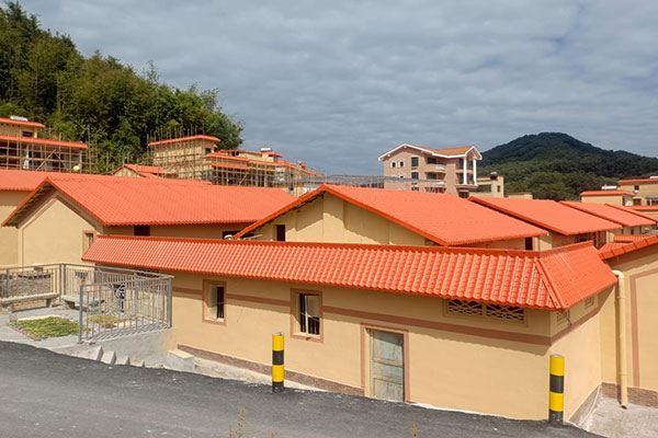 樹(shù)脂瓦的壽命，質(zhì)量與維護(hù)的秘密