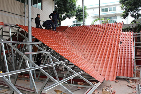 樹(shù)脂瓦具有哪些特性，是什么原因?qū)е聵?shù)脂瓦被廣泛應(yīng)用呢